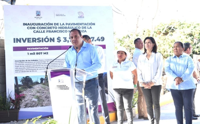 Entrega gobernador obras de rehabilitación de vialidades a vecinos de Cuentepec, en Temixco