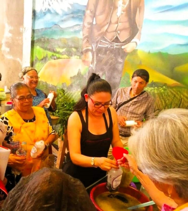 Realizan curso sobre tecnologías domésticas con plantas medicinales en Atlatlahucan