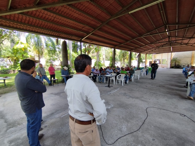 Organizan profesores e investigadores agrónomos muestra de platillos elaborados con soya