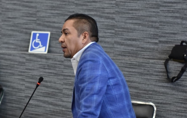 Llama Congreso a ayuntamientos a reforzar regulación en expedición de licencias de funcionamiento a casas de gestorías