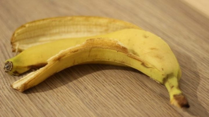Té de plátano, así puedes aprovechar esta infusión en tus plantas con todos los beneficios
