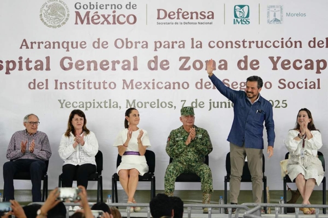 En Yecapixtla, las mandatarias Margarita González Saravia y Claudia Sheinbaum pusieron en marcha la obra de construcción del Hospital General de Zona del IMSS en dicho municipio.