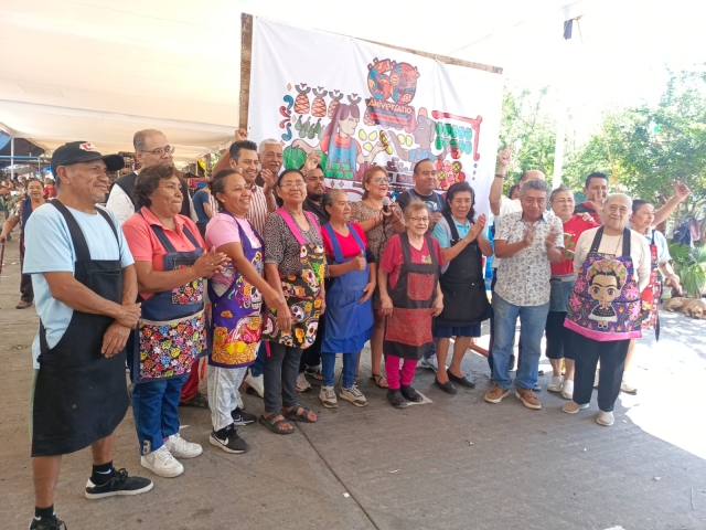 Inauguran Feria de Día de Muertos en el mercado ALM