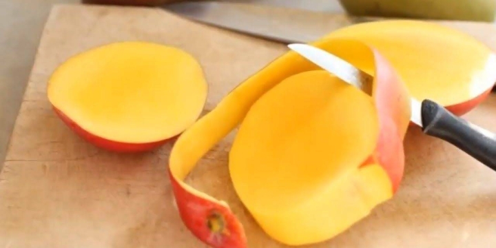 Magia tropical: Aromatizante casero con mango