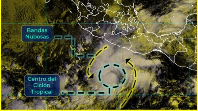 Depresión Tropical Diecisiete-E se forma en Guerrero.