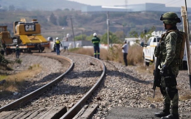 Grupo México acordó entregar voluntariamente tramo ferroviario: AMLO