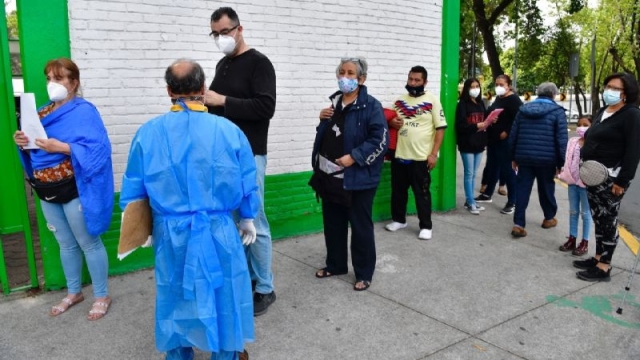 Casi 10 mil nuevos casos de covid-19 en México en 24 horas