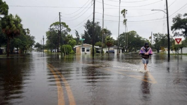 Debby deja al menos cuatro muertos e inundaciones en Florida