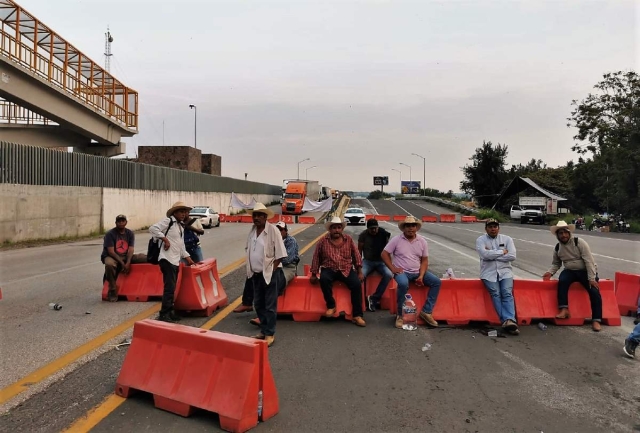 Los inconformes afirman que está latente un nuevo bloqueo de la autopista La Pera-Cuautla. 