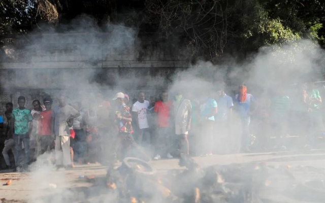 Linchan y queman vivos a 14 presuntos pandilleros en Haití