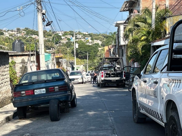 Balean a automovilista en Lomas del Carril