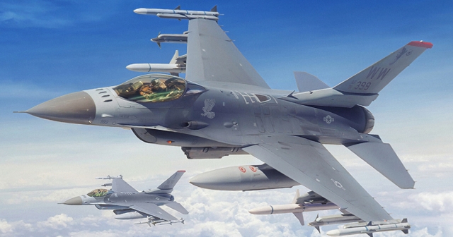 Estados Unidos entrenará pilotos ucranianos en aviones F-16