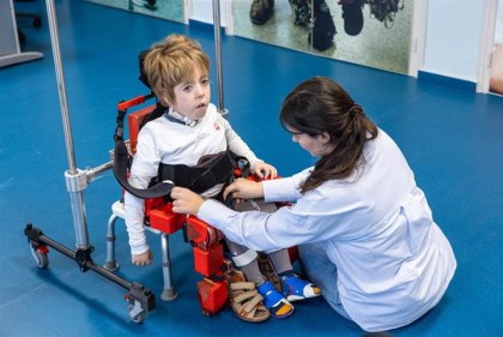 El primer exoesqueleto robótico del mundo para niños es español: así se ha desarrollado