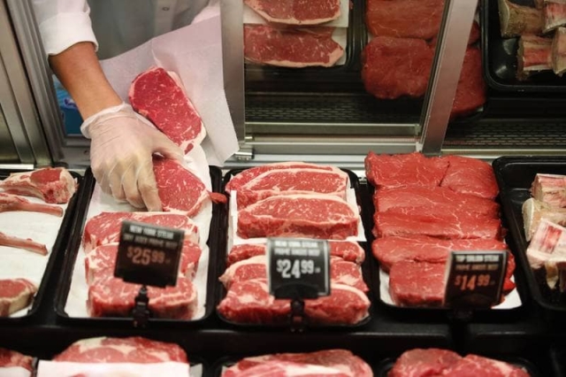 Biden planea reducir el precio de la carne en EEUU.