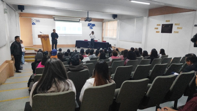 Unidad de Educación Inclusiva de la UAEM efectúa la actividad &#039;Voces del silencio&#039;