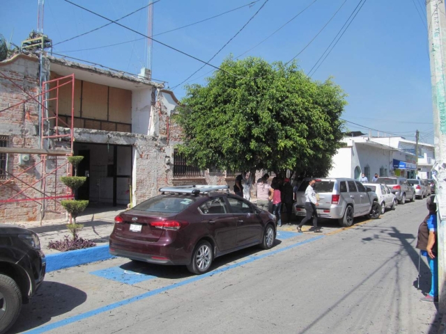   El gobierno de Zacatepec realiza una campaña de retiro de vehículos abandonados. El director aseguró que en cuanto iban por ellos, los propietarios los ubicaban en un lugar adecuado.