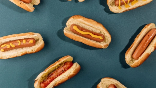 ¿Te gustan los hot dogs? Comer uno te roba 36 minutos de vida saludable