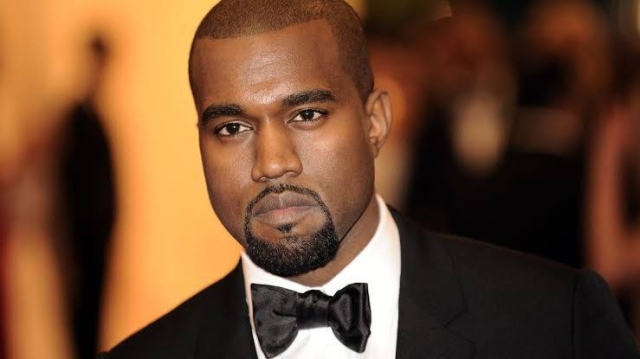 Kanye West enfrenta demanda por comentarios sobre su suegra