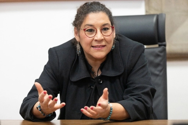 Ministra Lenia Batres devuelve parte de su salario