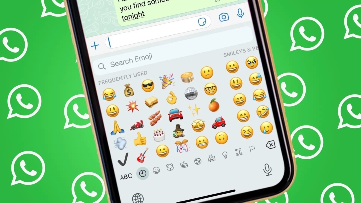 WhatsApp prepara la llegada de los emojis animados