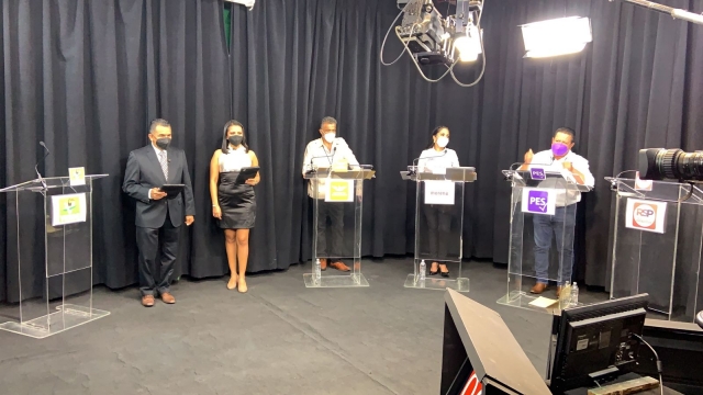 Debaten candidatas y candidatos a la diputación federal por el tercer distrito electoral