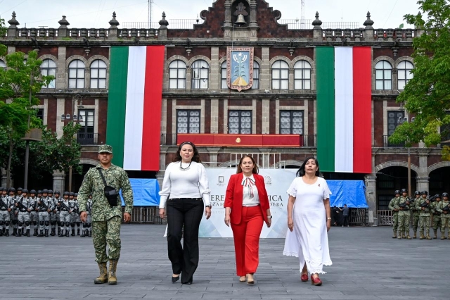 Resalta Secretaría de Salud cultura cívica en el CCXIV aniversario del inicio de la independencia de México