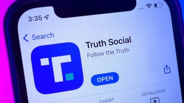 ¿Por qué Truth Social, la red social de Trump, no está disponible en Play Store?