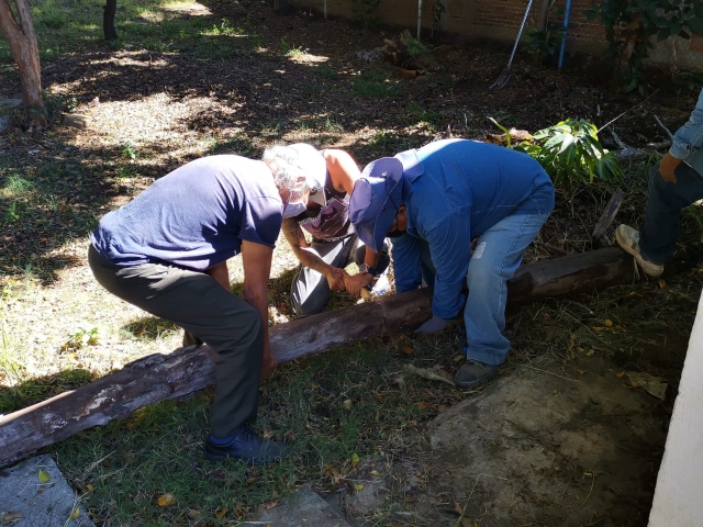 De la mano de vecinos realiza SAPAC trabajos de faena en pozo &#039;Lienzo del Charro&#039;