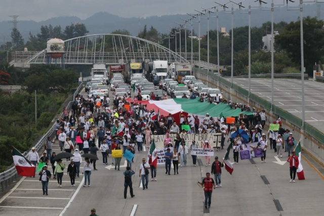 Trabajadores judiciales se movilizaron nuevamente este martes en el Paso Exprés en rechazo a la reforma. 