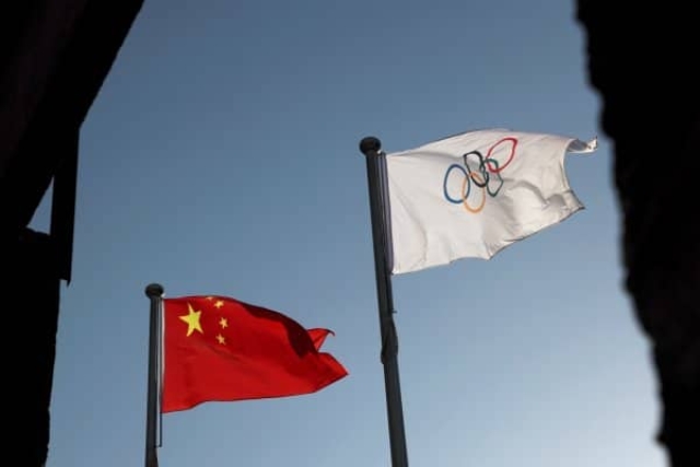 China detecta primeros casos de COVID en atletas.