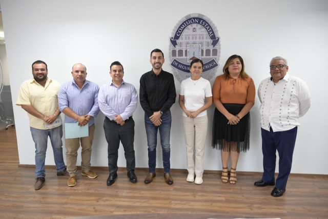 Reciben directivos de gobierno estatal y CES a alcaldes electos de Coatlán del Río y Jonacatepec