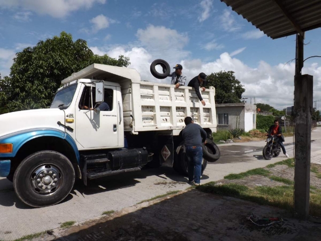 Debido a la alta presencia de dengue en Zacatepec y Jojutla, ambos municipios realizan jornadas de descacharrización, en colaboración con autoridades sanitarias.