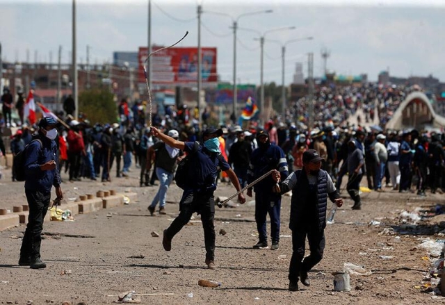 Protestas en Perú dejan 46 muertos; en Puno hay luto y toque de queda