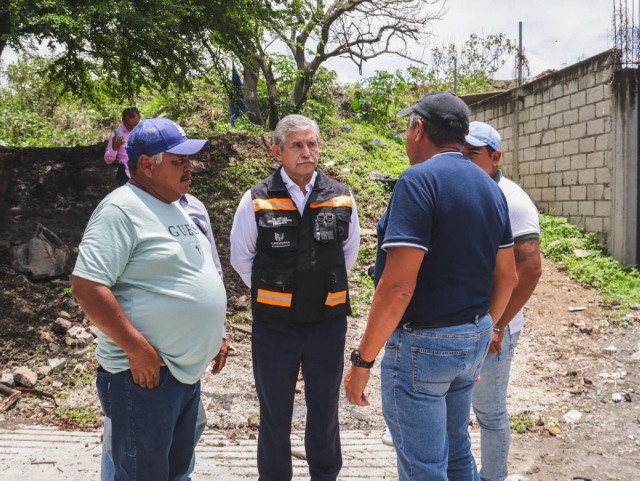 Supervisa José Luis Urióstegui avance de obra hidráulica