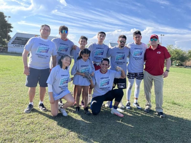 Los Pats México fueron los campeones en la rama varonil.  