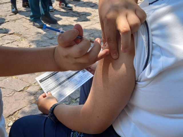 Esta semana, la campaña de vacunación anticovid seguirá dirigida a los menores de cinco a 11 años en diferentes municipios del estado.  