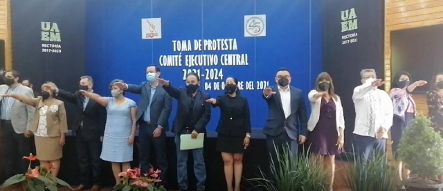 Rinde protesta Mario Cortés en SITAUAEM