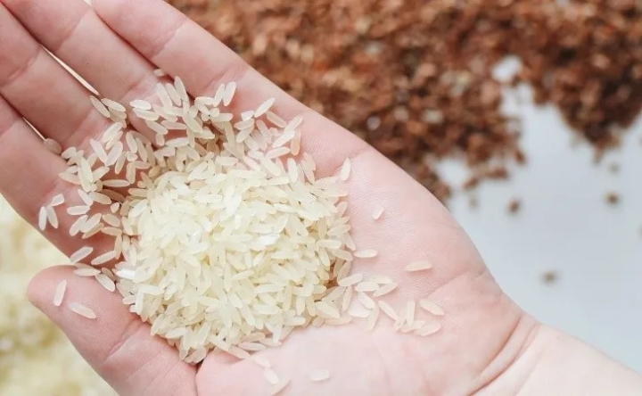 Mascarilla de arroz: Ilumina y desmancha tu piel al instante