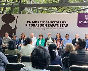 Inaugura gobernadora Margarita González Saravia exposición 'En Morelos hasta las piedras son zapatistas' en CDMX