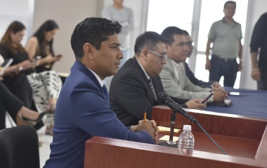 En ejercicio de rendición de cuentas, comparece secretario de Salud en el Congreso local