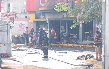 Realizan operativo para detener a responsables de provocar un incendio en tienda de conveniencia en Jiutepec