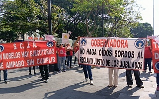 Se manifiestan jubilados y pensionados del Poder Judicial; piden nivelación de pagos